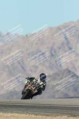 media/Dec-04-2025-Racers Edge (Thu) [[5ebc9f124d]]/3-B Group/6-Session 4 (Turn 9)/